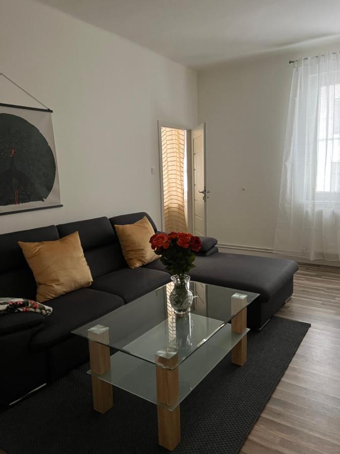 Lovely Flat In The City Center Bratislava Exterior photo